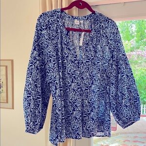 GAP Blue and White 3/4 Sleeve Relaxed Blouse